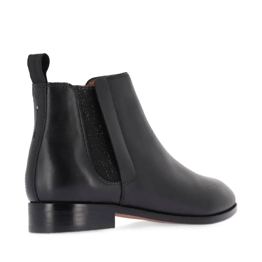 AUSTEN II - BLACK LEATHER All-Weather Performance