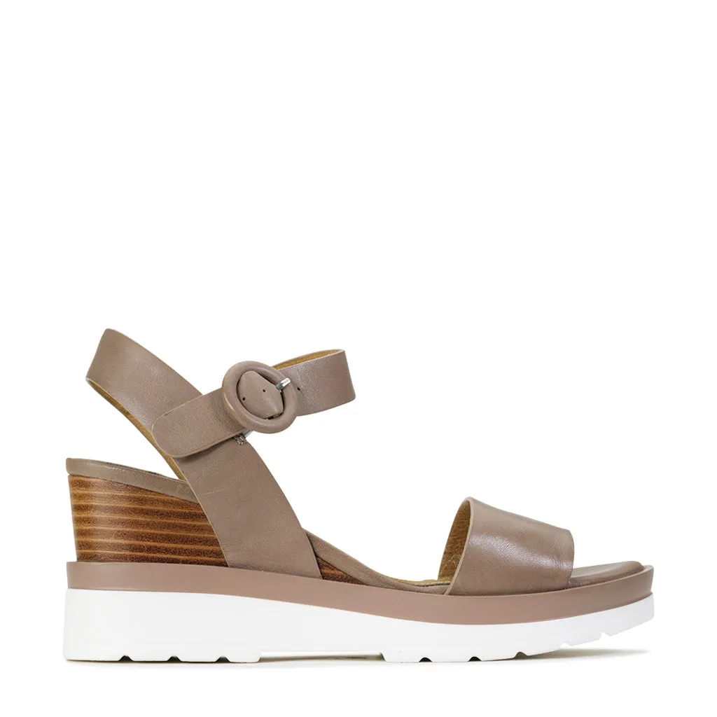 driest Slip-resistant fit JADON LEATHER WEDGE  SANDALS