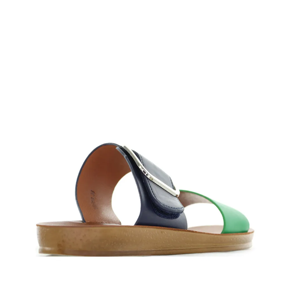 VS TREADS VELMA EMERALD NAVY Everyday Essential