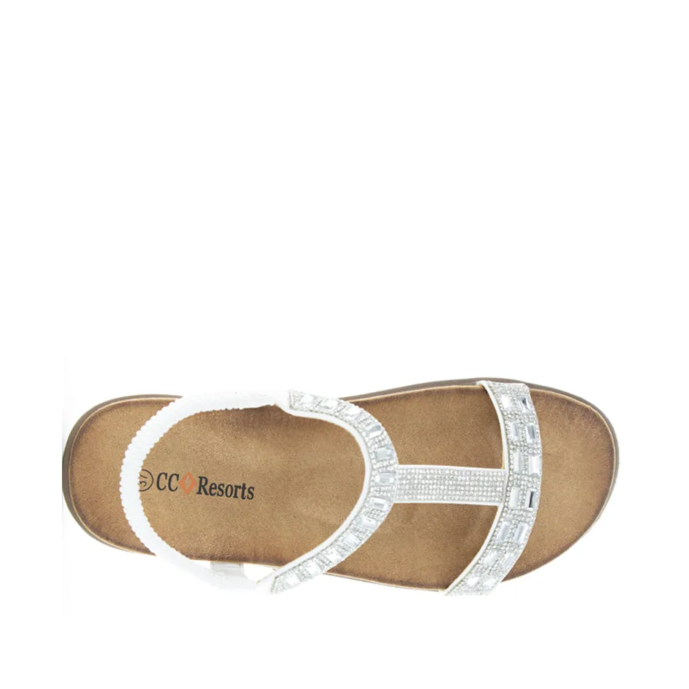 Relaxed Style CC RESORTS USHA WHITE