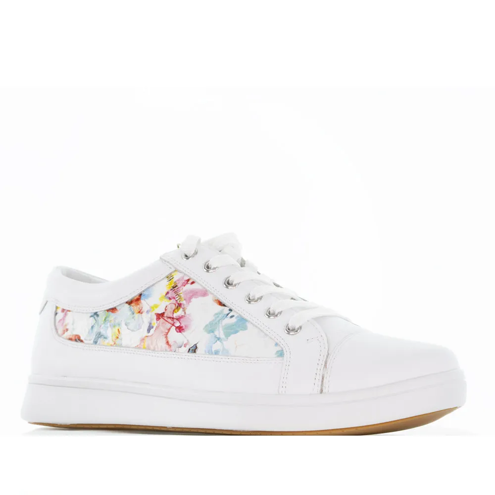 Stylish Shiny Tone ZIERA DANNI WHITE FLORAL EMBOSSED