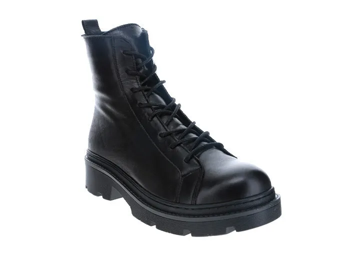 LE SANSA RADIANT BLACK Suede Material