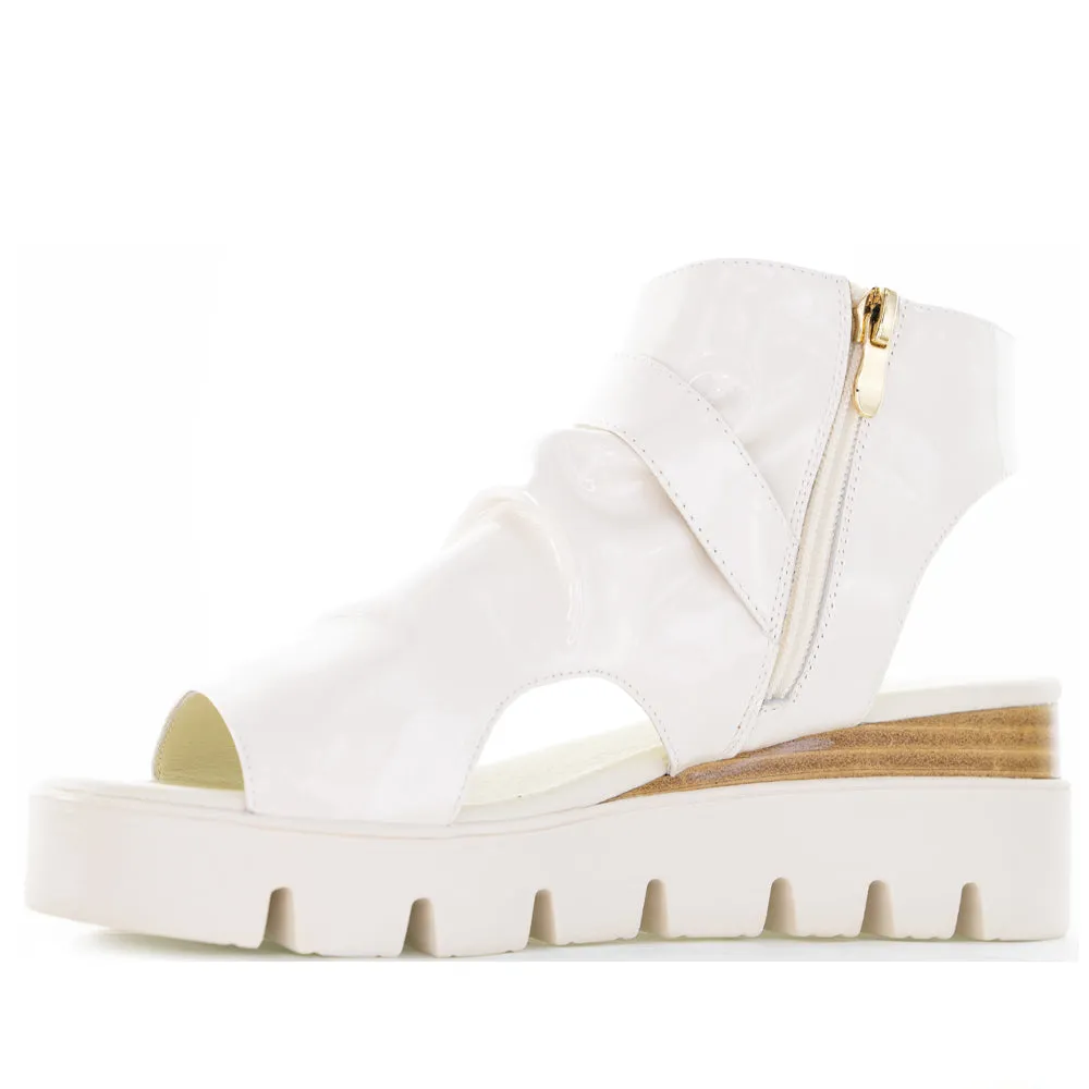 Metal Ring Poolside Look DJANGO & JULIETTE RUFUSS IVORY PAT