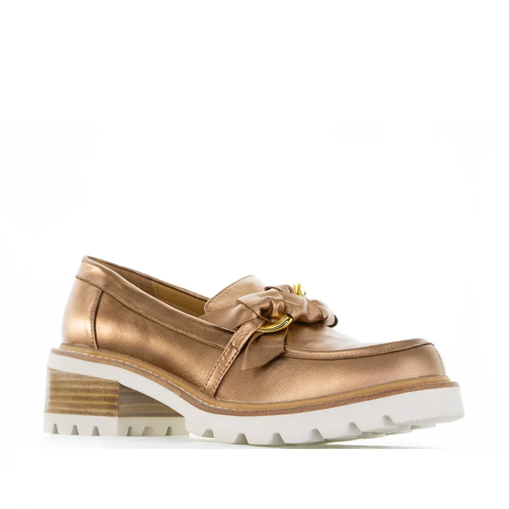 Short Walk Flexible Cushioning BRESLEY DOBBIE BRONZE