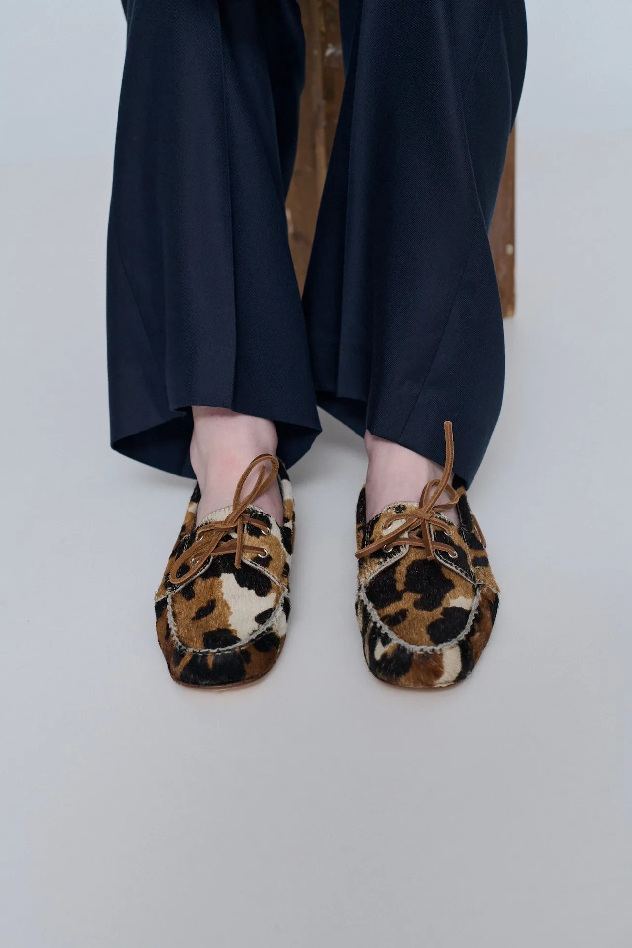 Ivy loafers in Dark Cow print Calf Hair Support frame