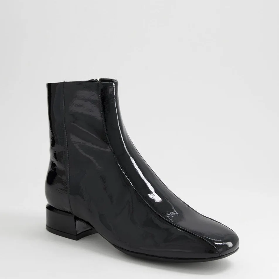 DJANGO & JULIETTE VAMEE BLACK Flexible Comfort