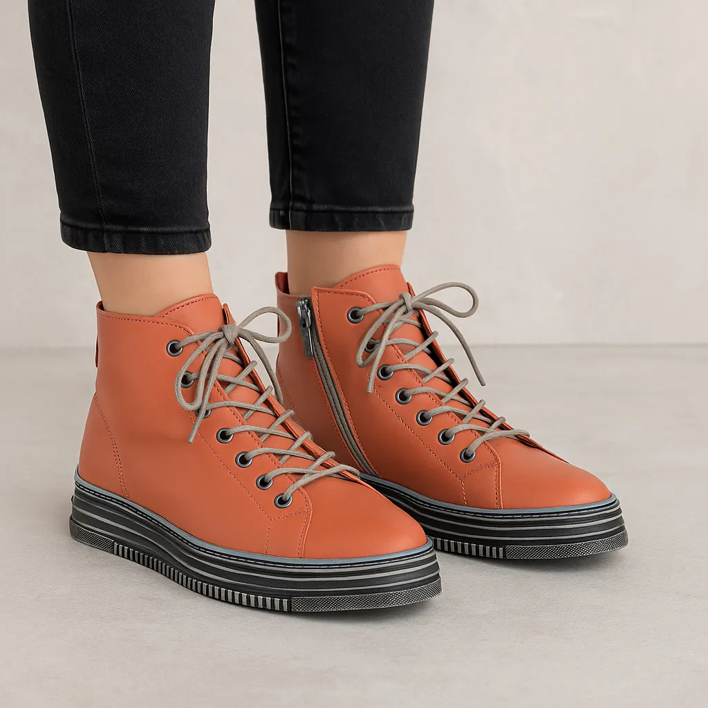 LE SANSA VIVID ORANGE Hiking Enthusiast Effortless Style
