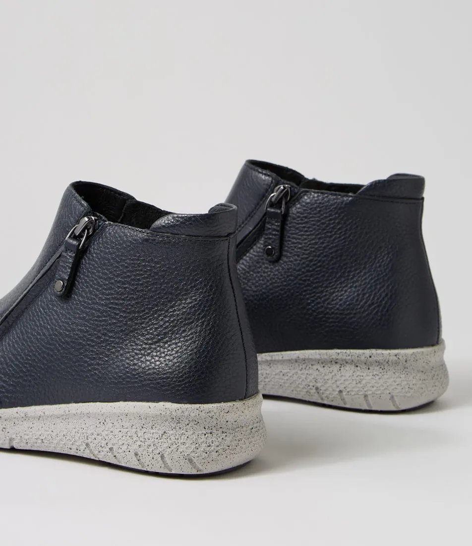 ZIERA SOLANGE INK Reliable Grip High-Performance Footwear