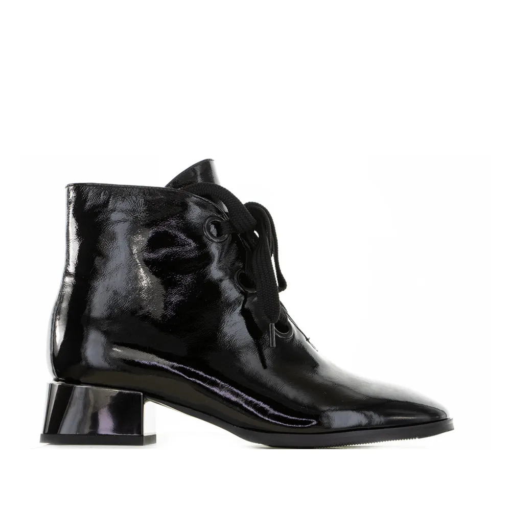 Transitional Season Timeless Style MILA RAINE BAKKER BLACK PATENT