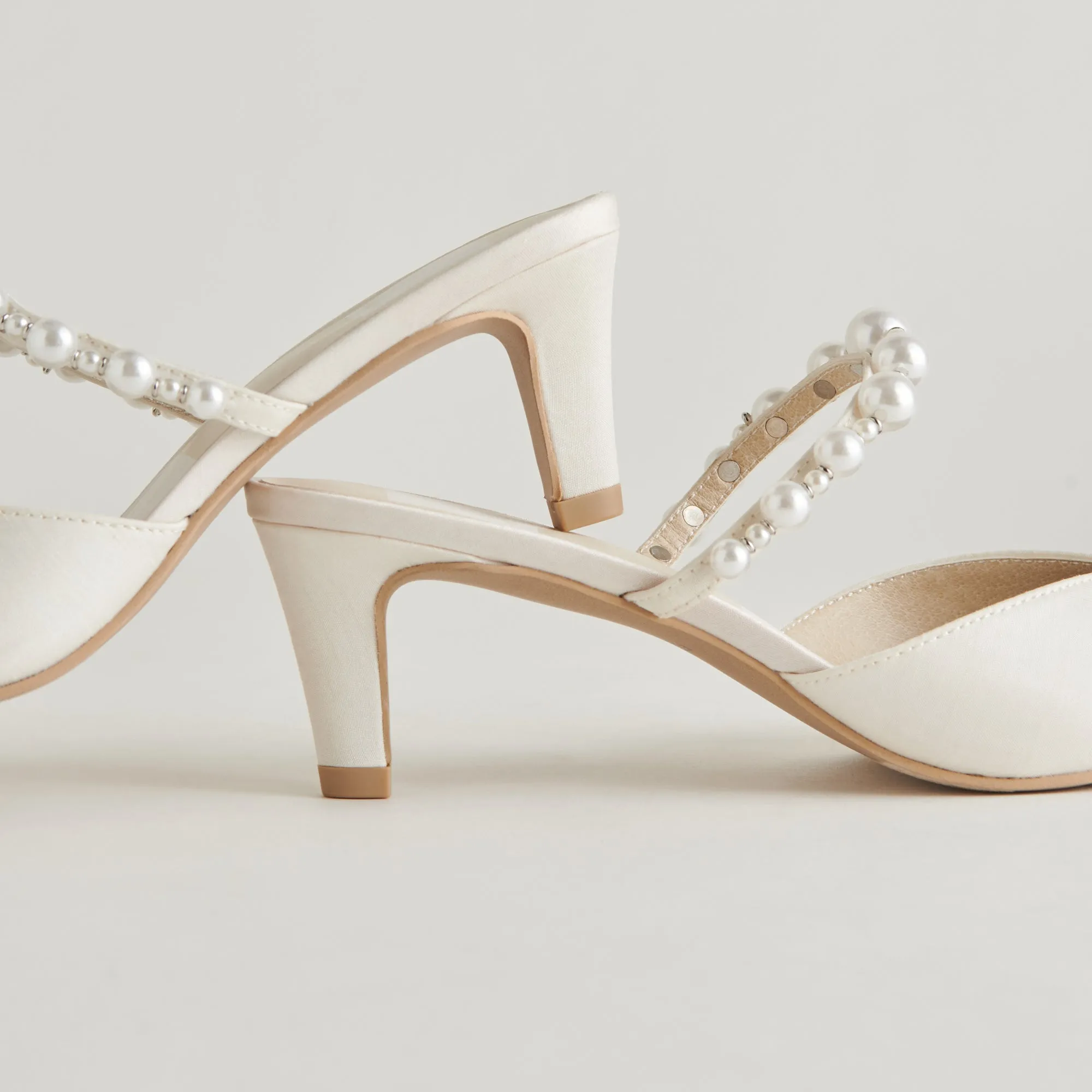 KANIKA PEARL MID HEELS VANILLA PEARLS Pink Heels Pink High Heels
