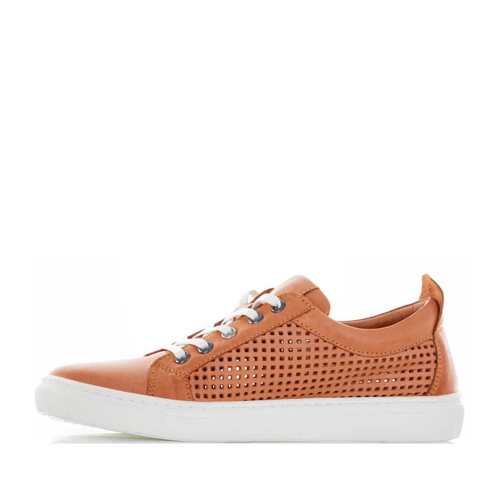traction - level cold - weather shoes LE SANSA WIZARD ORANGE