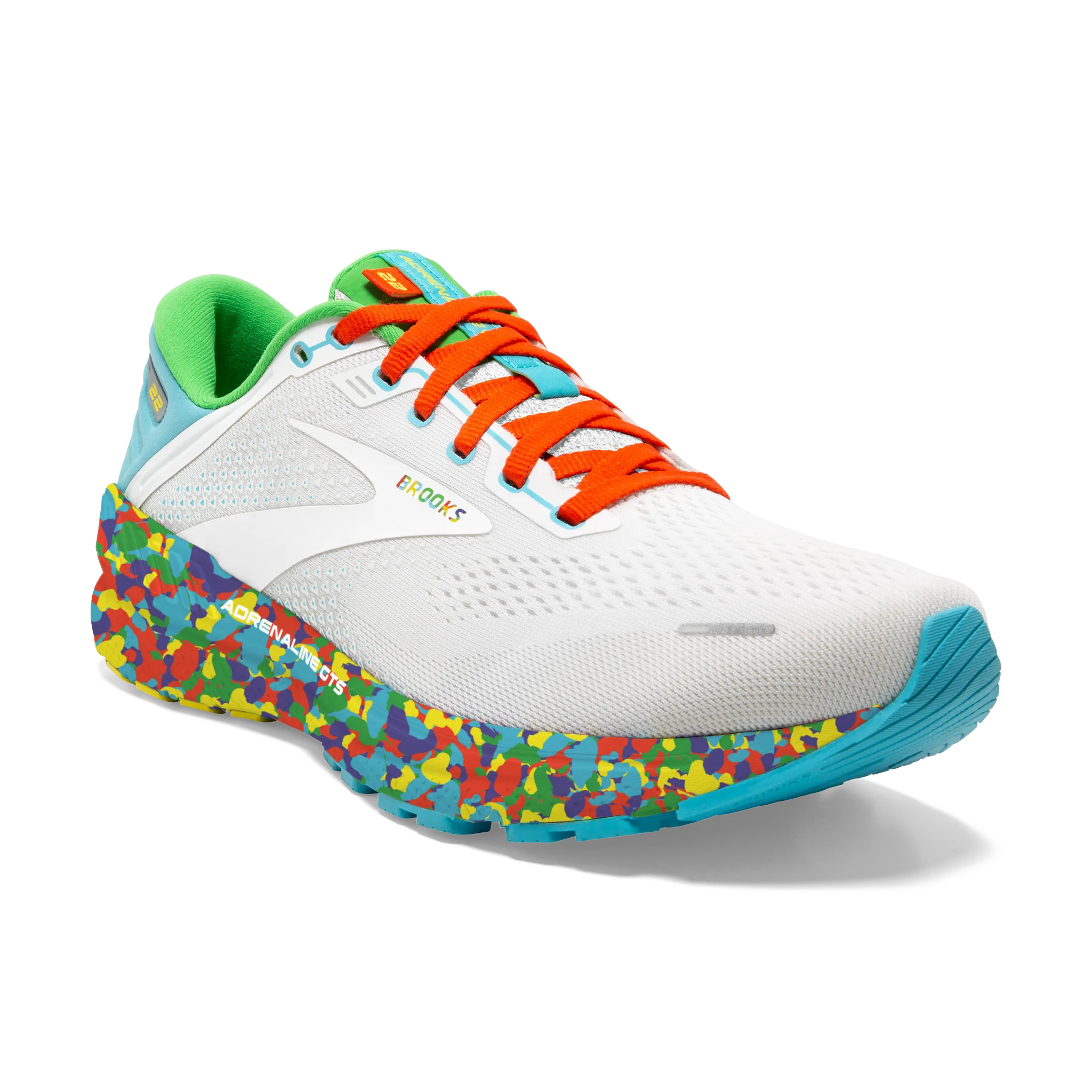 Men's Adrenaline GTS 22 hurdles shoes running in a racecourse
