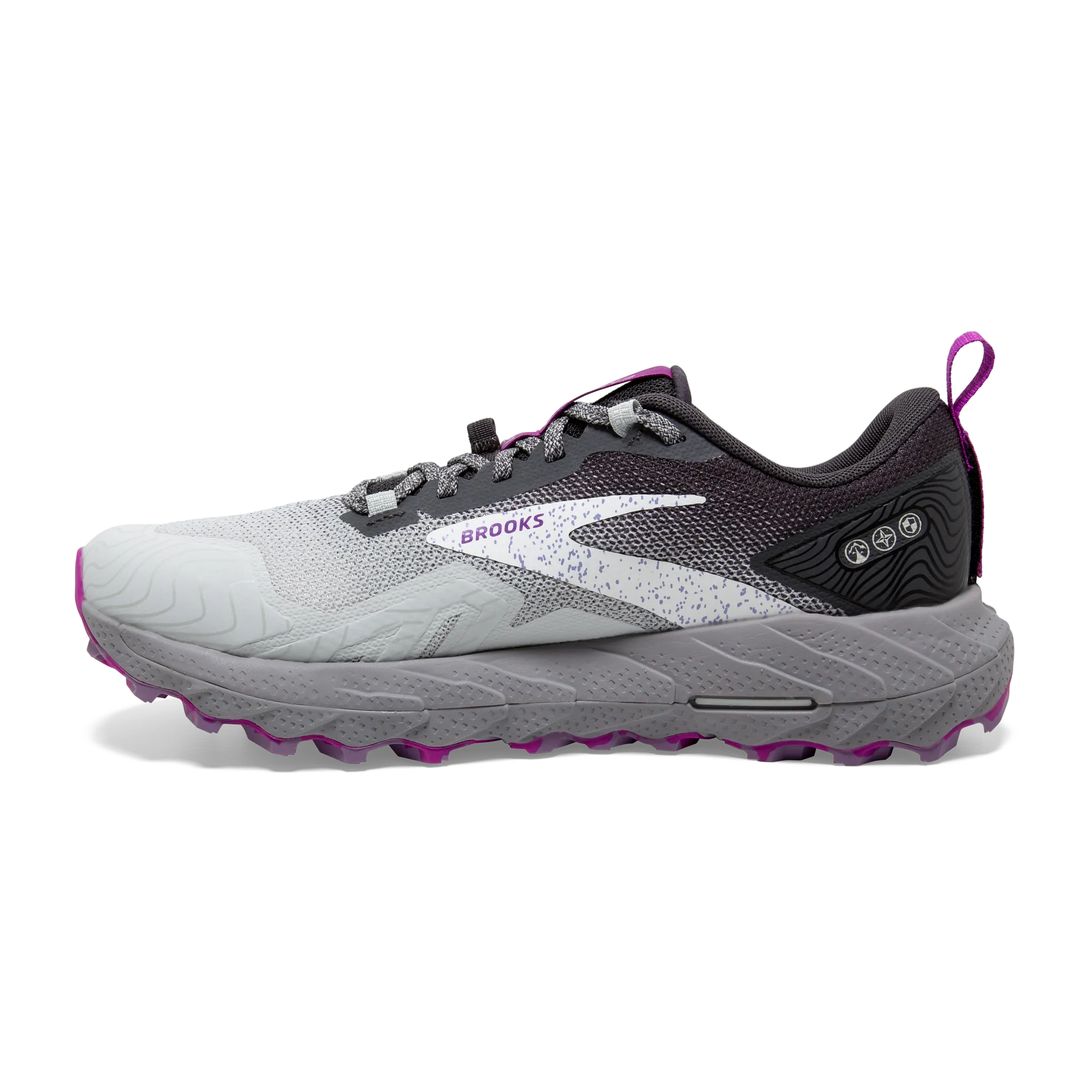 Women's Cascadia 17 flexible leather shoes
