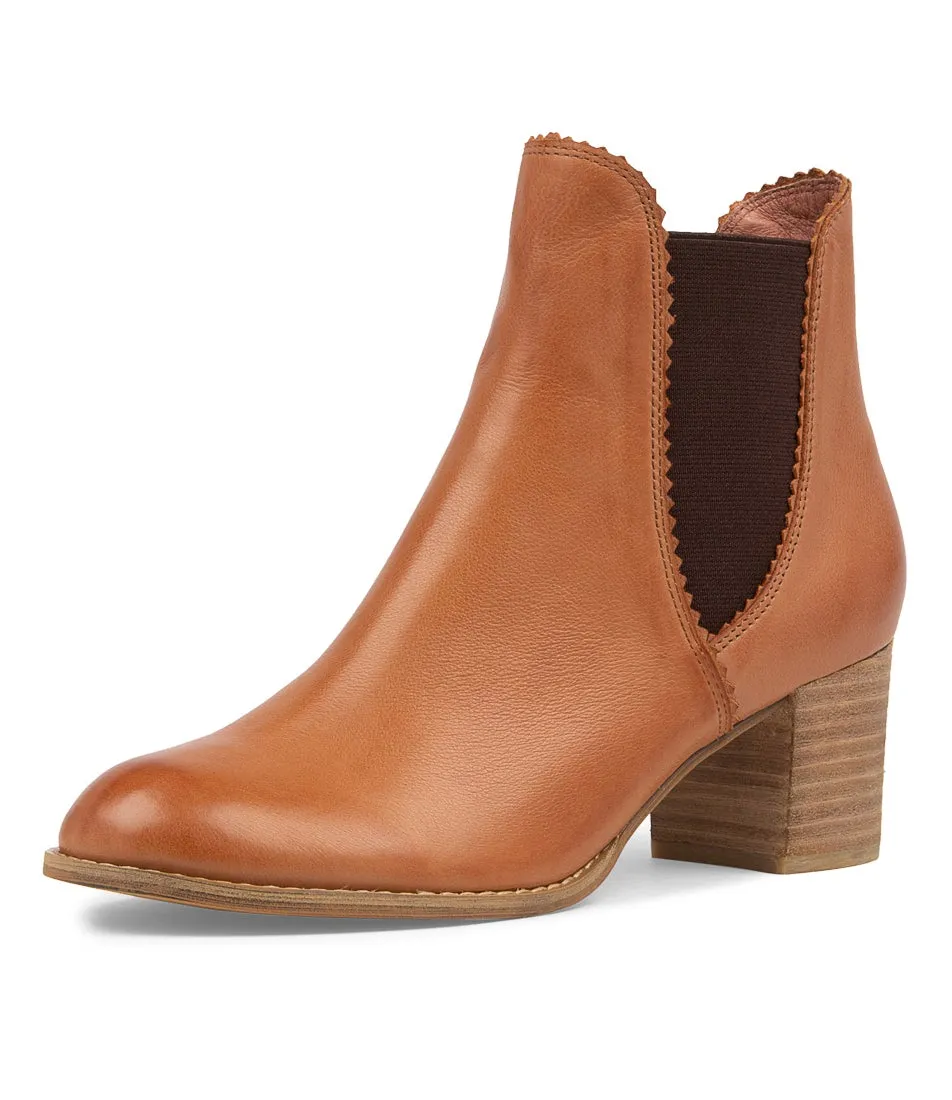 Easy Care Family Reunion DJANGO & JULIETTE SADORE NEW TAN CHOC