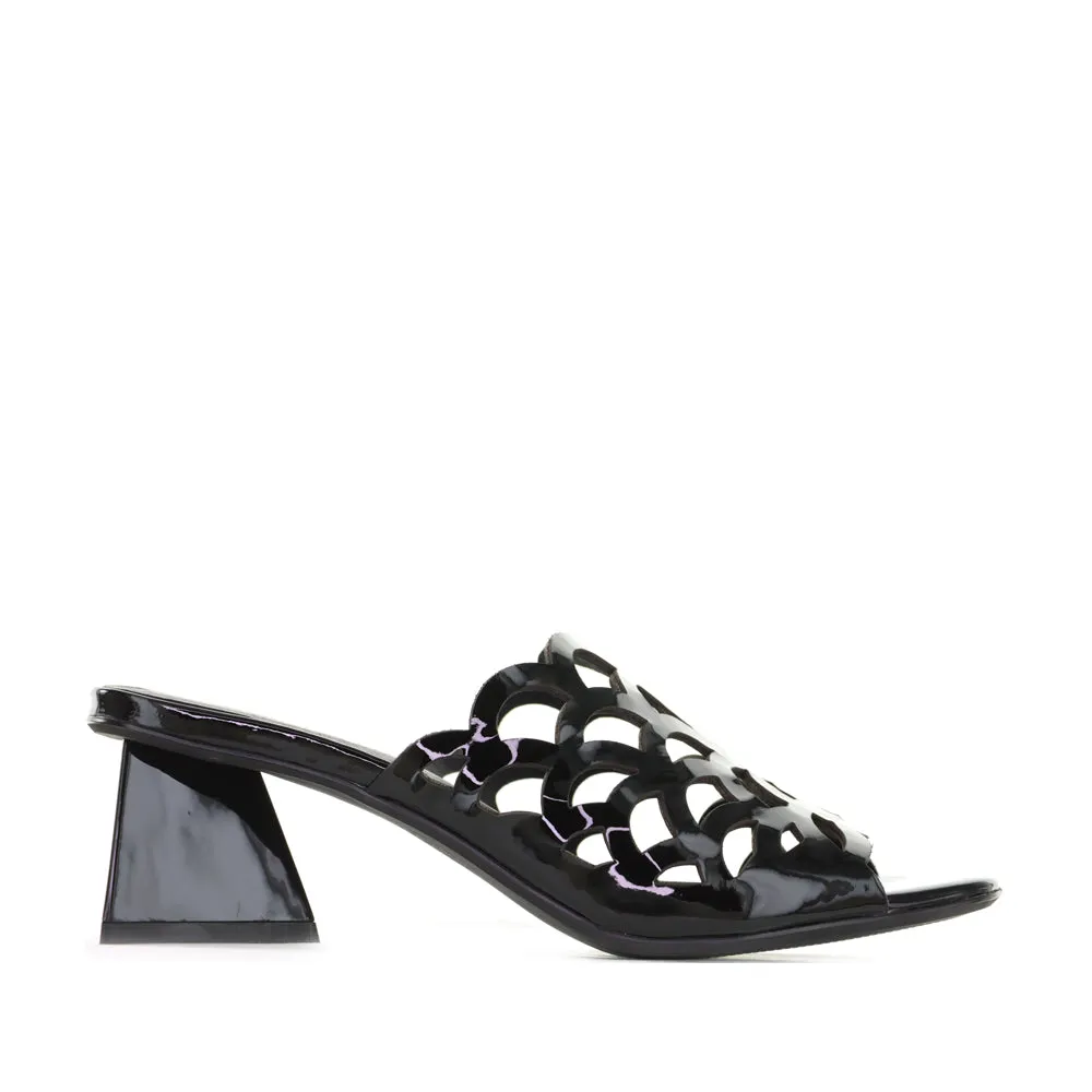 DJANGO & JULIETTE ILESAT BLACK PATENT Light support Quick Fit On