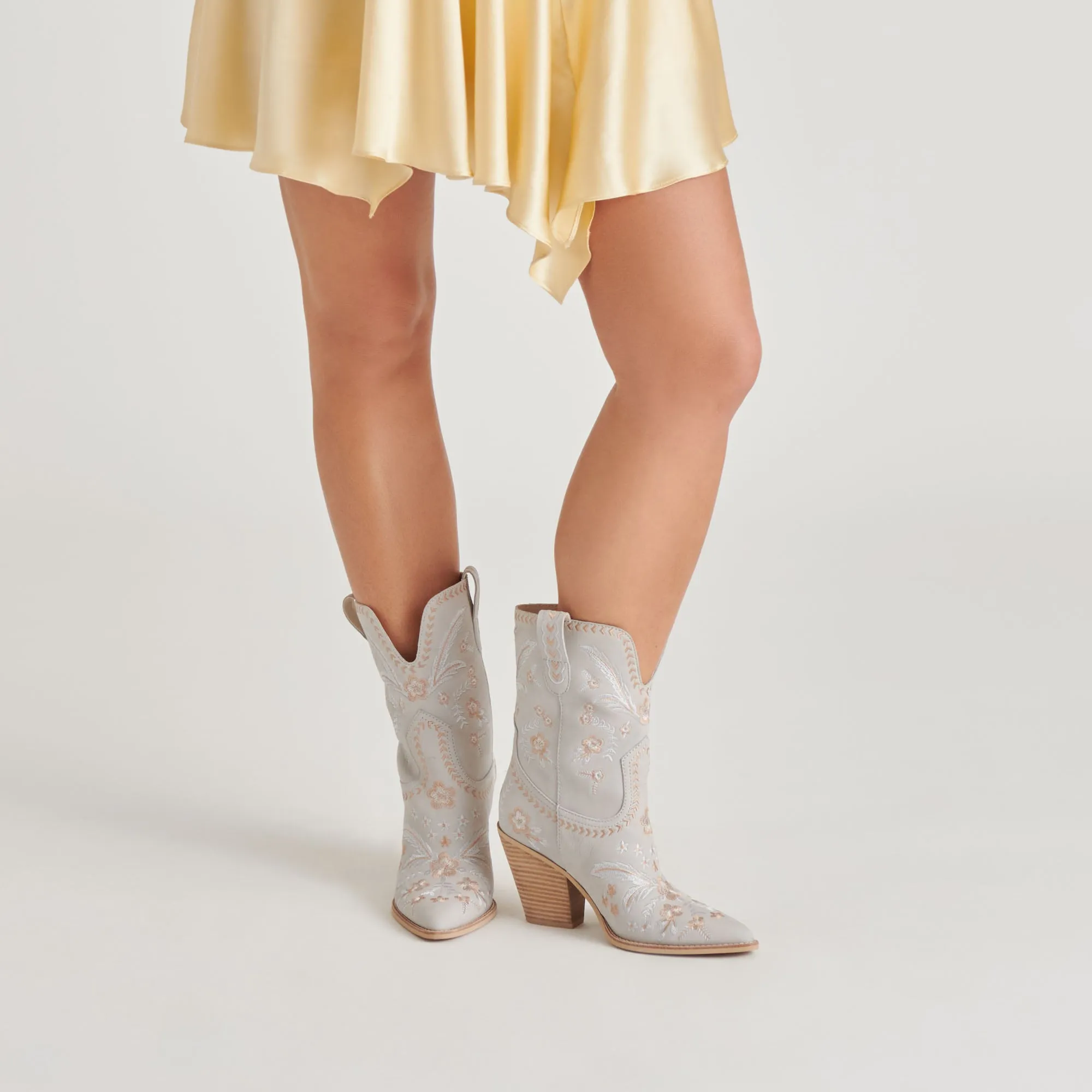 JESSEY FLORAL BOOTS LIGHT BLUE NUBUCK Strong Sole Cushioned heel