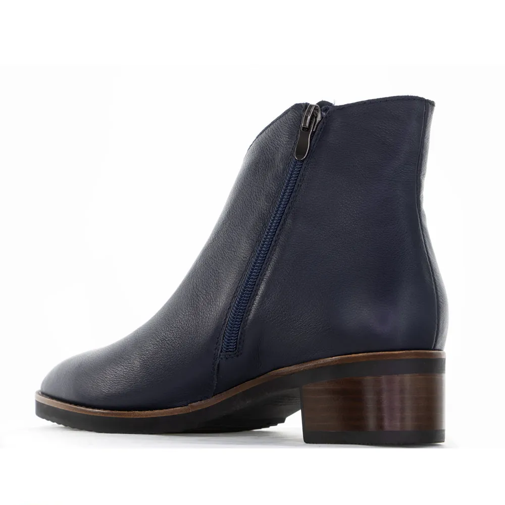 DJANGO & JULIETTE TALULA NAVY Leather Comfort