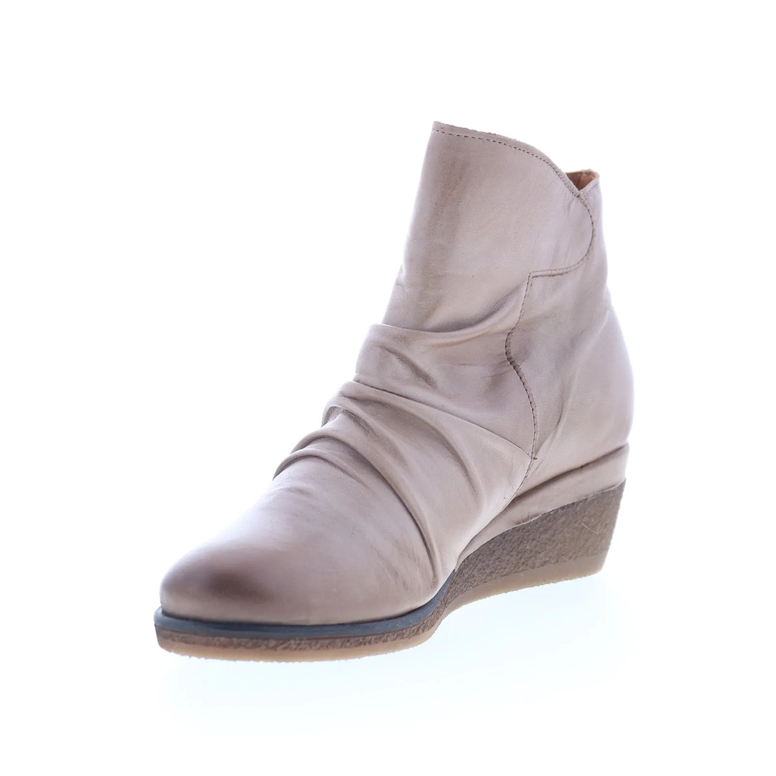 Rugged Style Lightweight Footwear Miz Mooz Mayleen Womens Beige Leather Zipper Ankle & Booties Boots