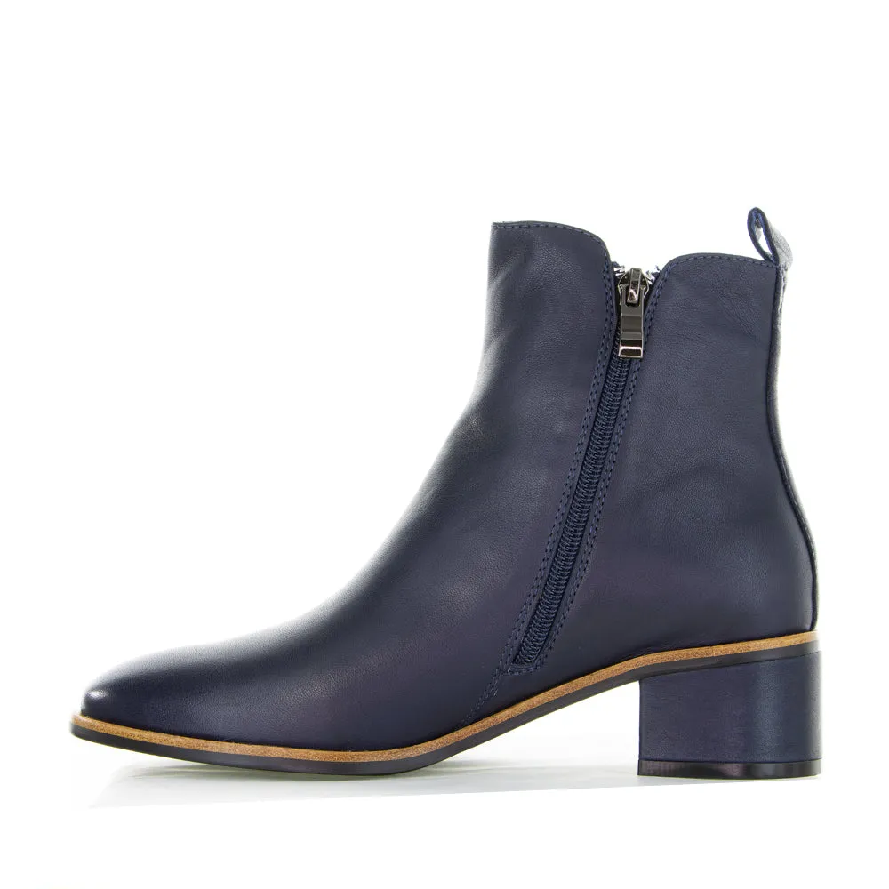 Trendy Vibe Fast Step LE SANSA RING NAVY