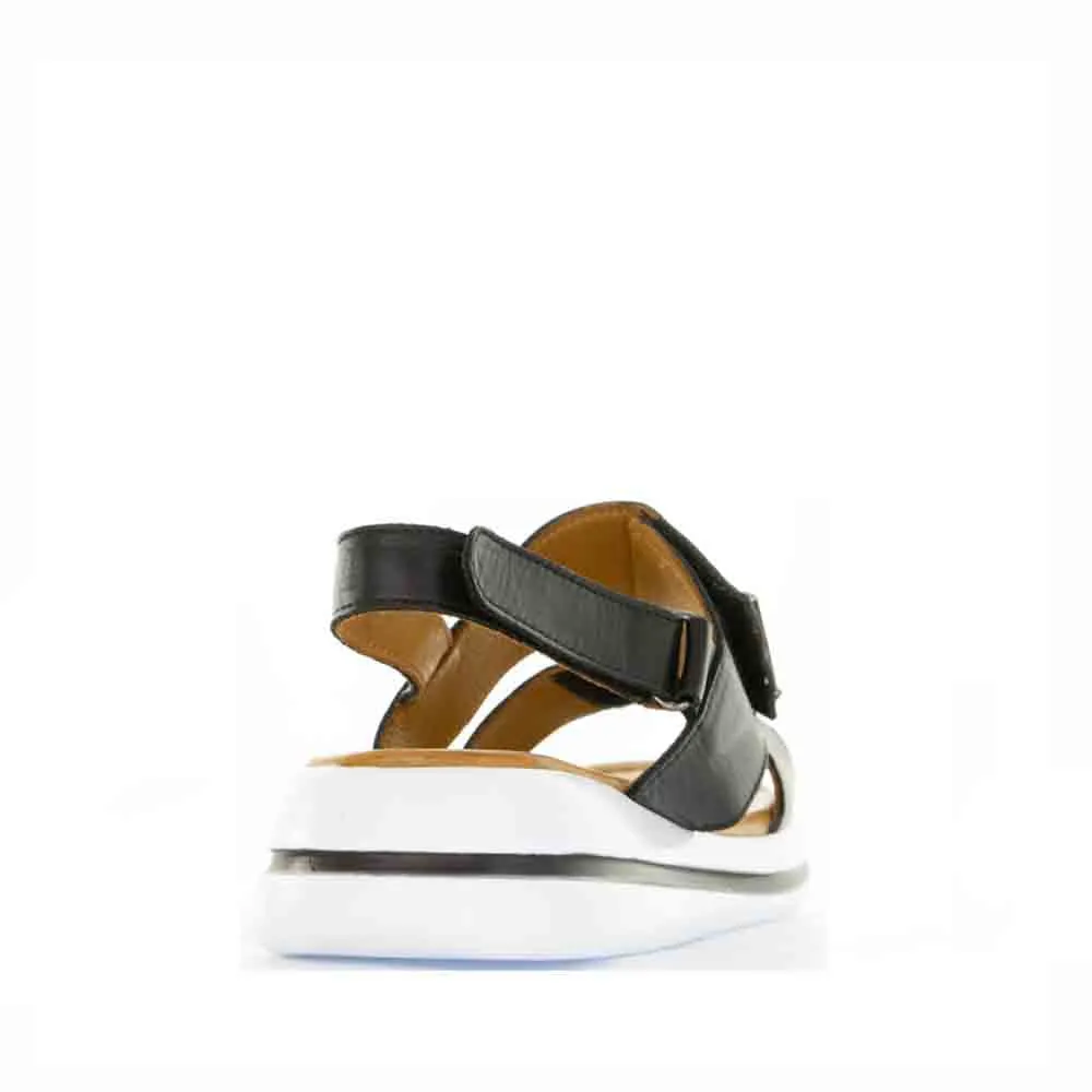 hue Fresh materials LE SANSA SIMA BLACK