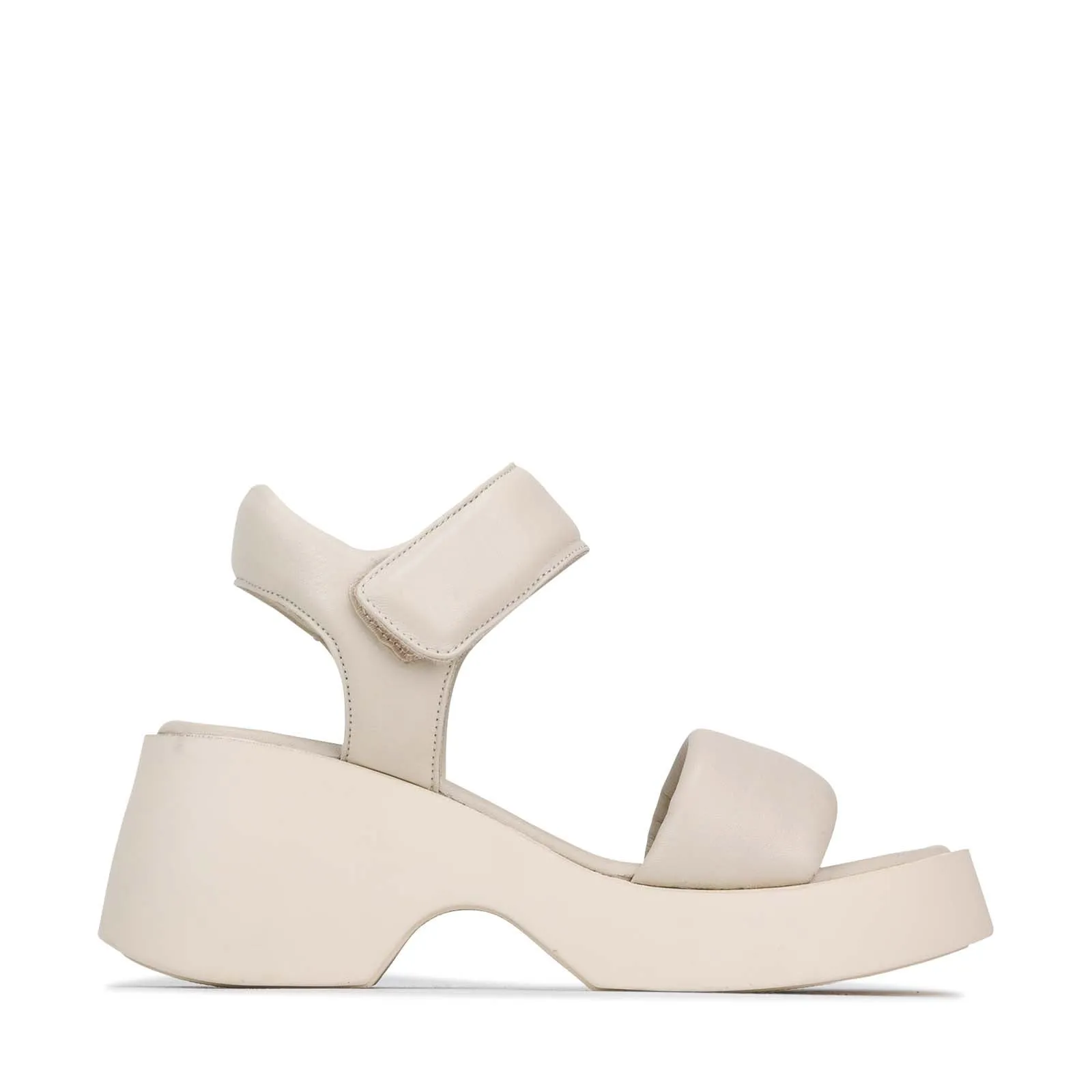 FLORINA Neutral Beach Footwear