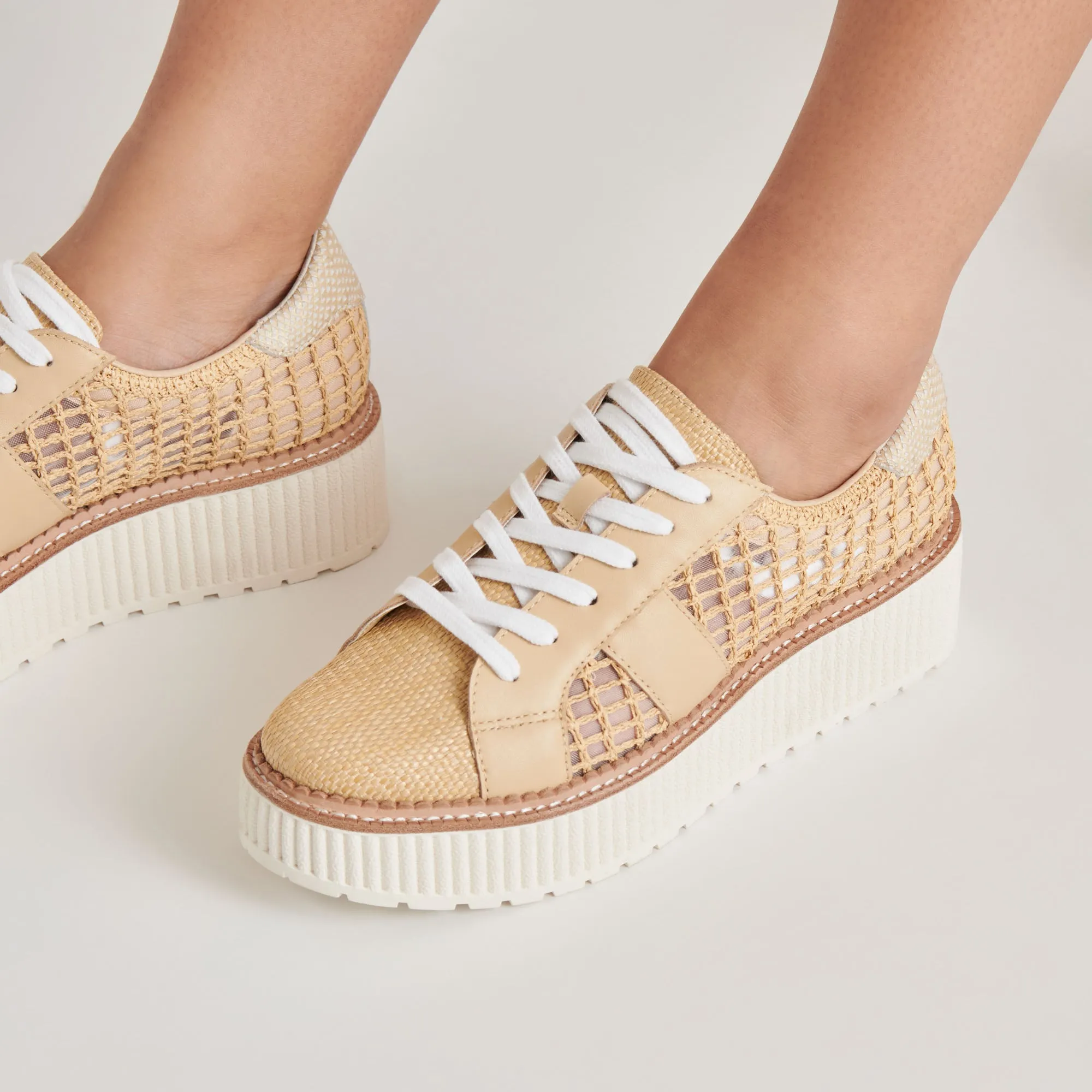 Urban Pace Signature Style TIGER SNEAKERS LT NATURAL RAFFIA