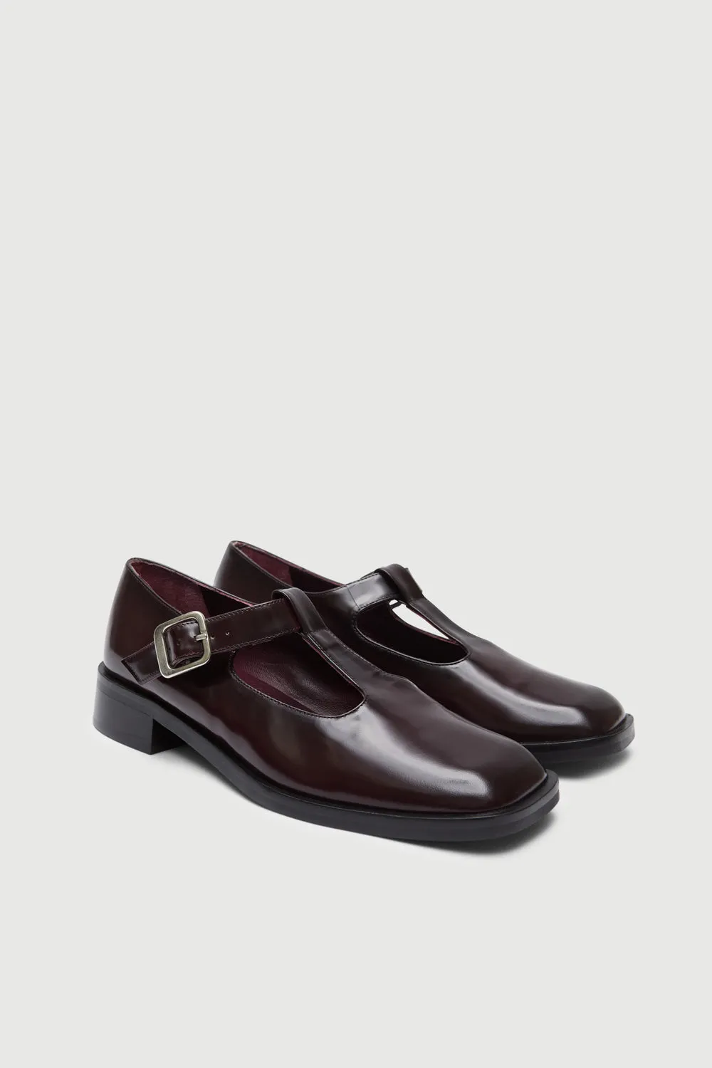 Durable Leather Low Maintenance Lucy T-Bar in Burgundy Leather