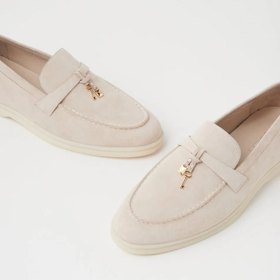 DJANGO & JULIETTE LYDEA BEIGE Simple Slip-on Design Walk Light