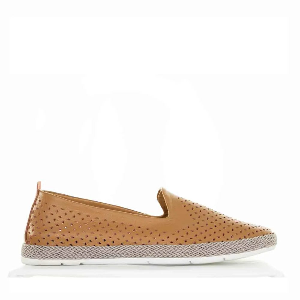 Easy Slip Shoes Comfort Ready Slip Remi Tan