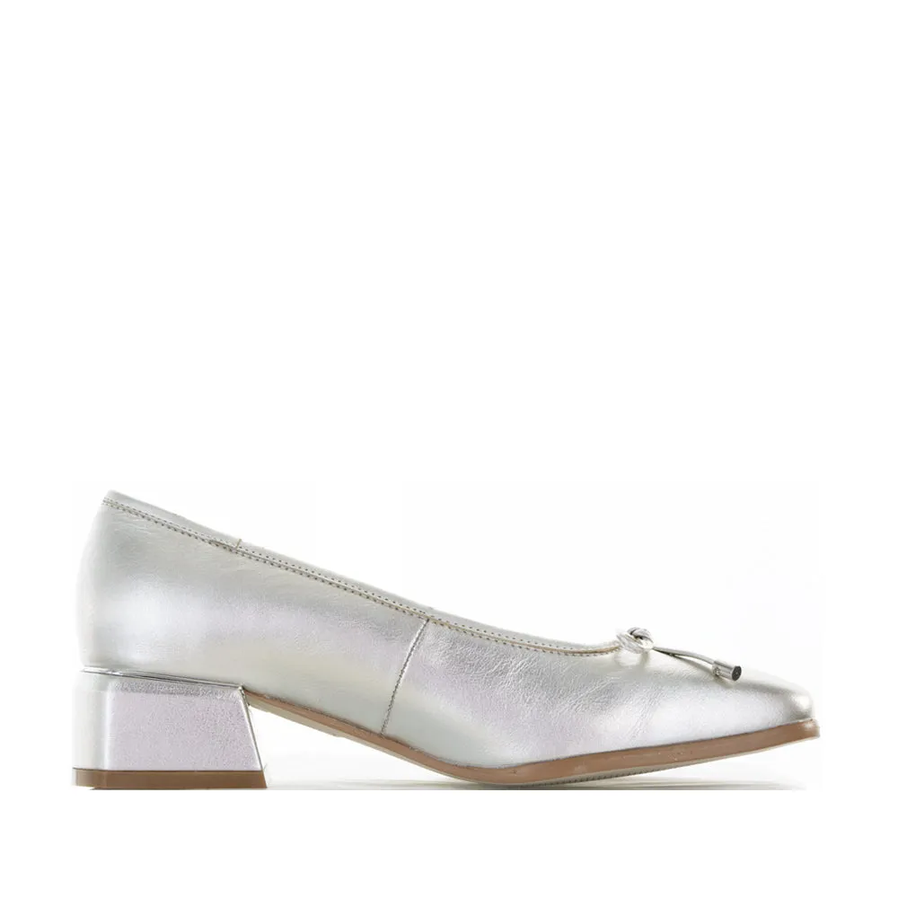 Holiday Party Footwear Comfortable Heel BRESLEY ALBANE CHAMPAGNE