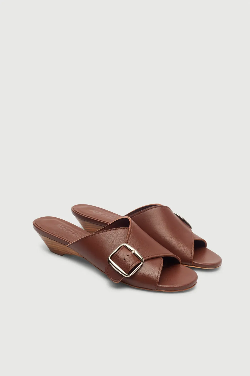 Slim Shape Grace Sandals in Chocolate Leather