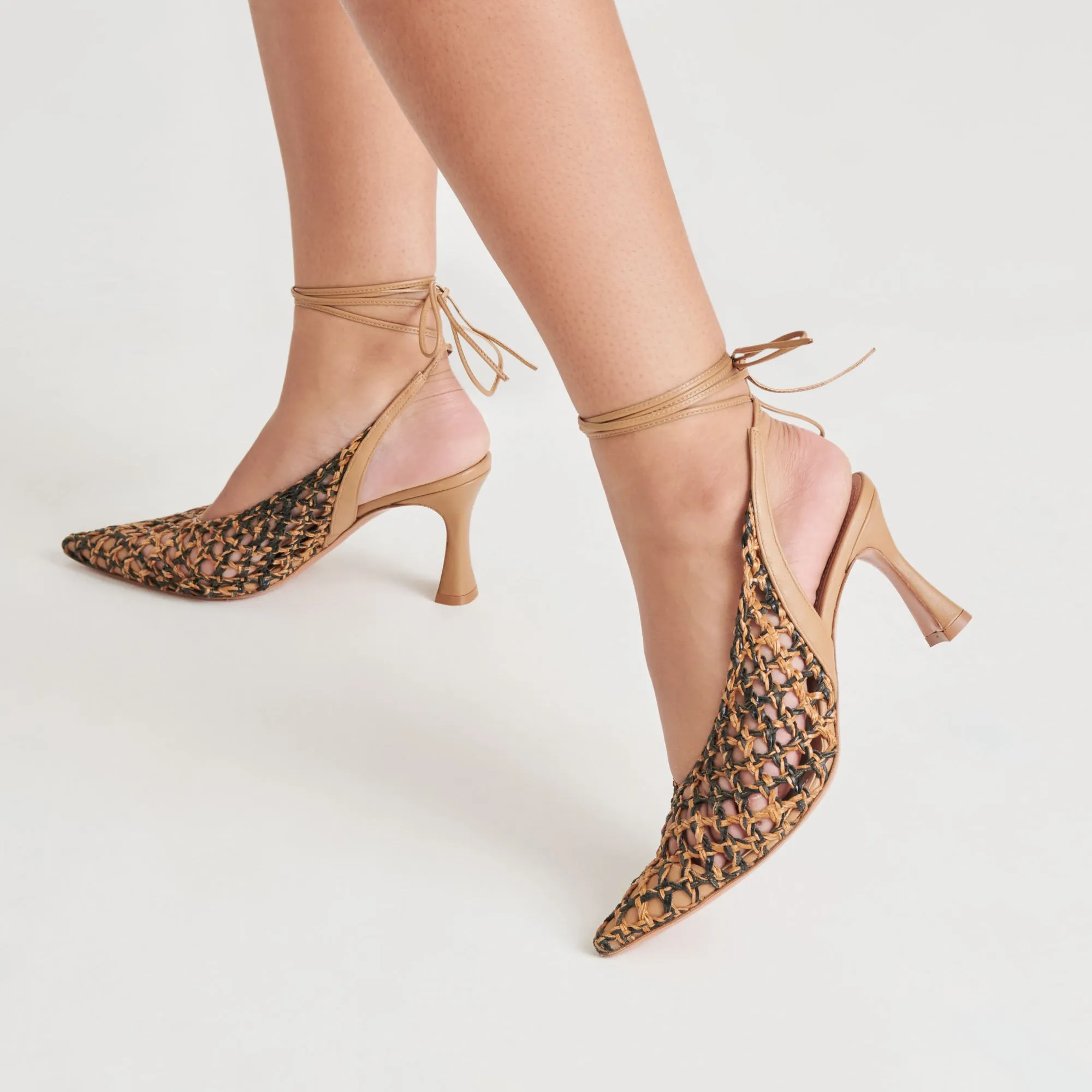 GESICA HEELS BLACK NATURAL WOVEN Breathable Design
