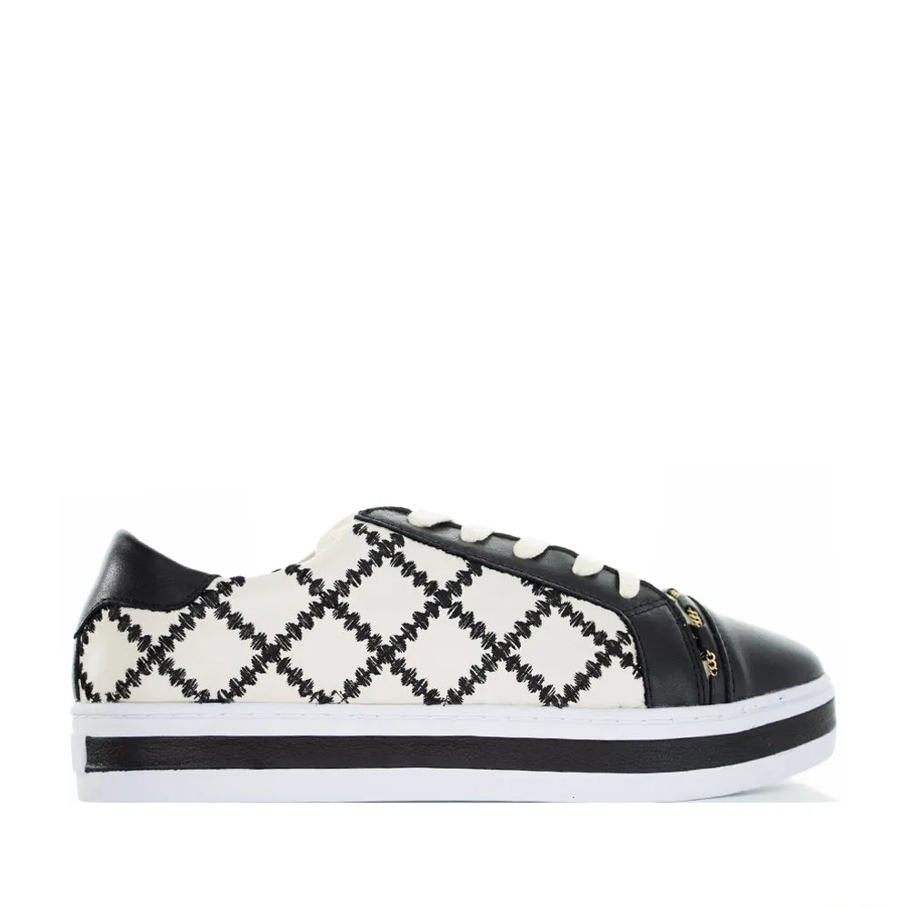 ALFIE & EVIE PLEAT BLACK CREAM Soft