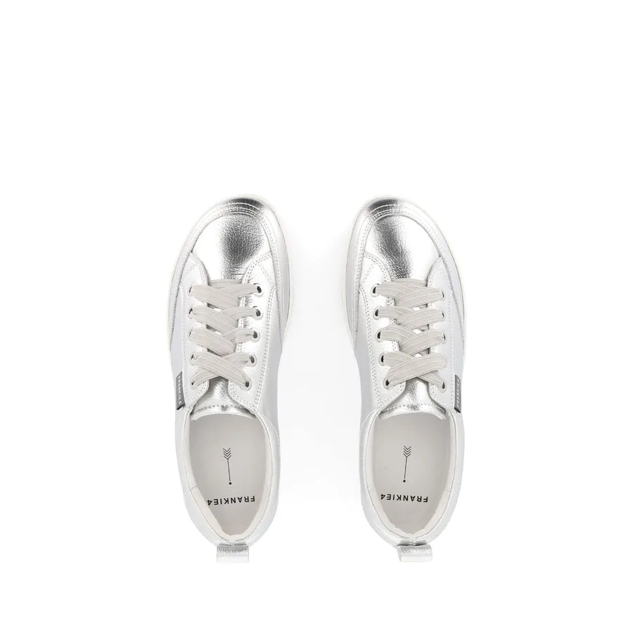 Retro-inspired cushioning ELLIE V - SILVER TUMBLED LEATHER