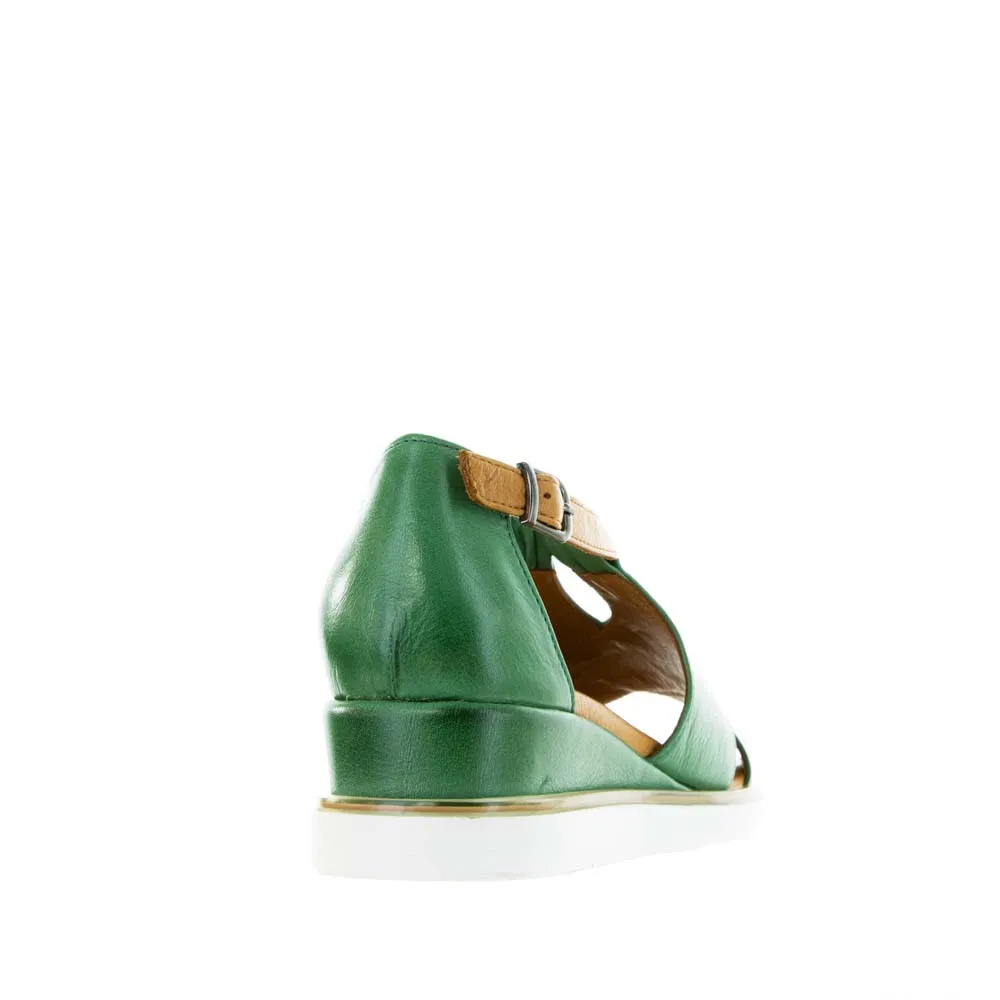 Flight Day LE SANSA TOSCA PINE TAN