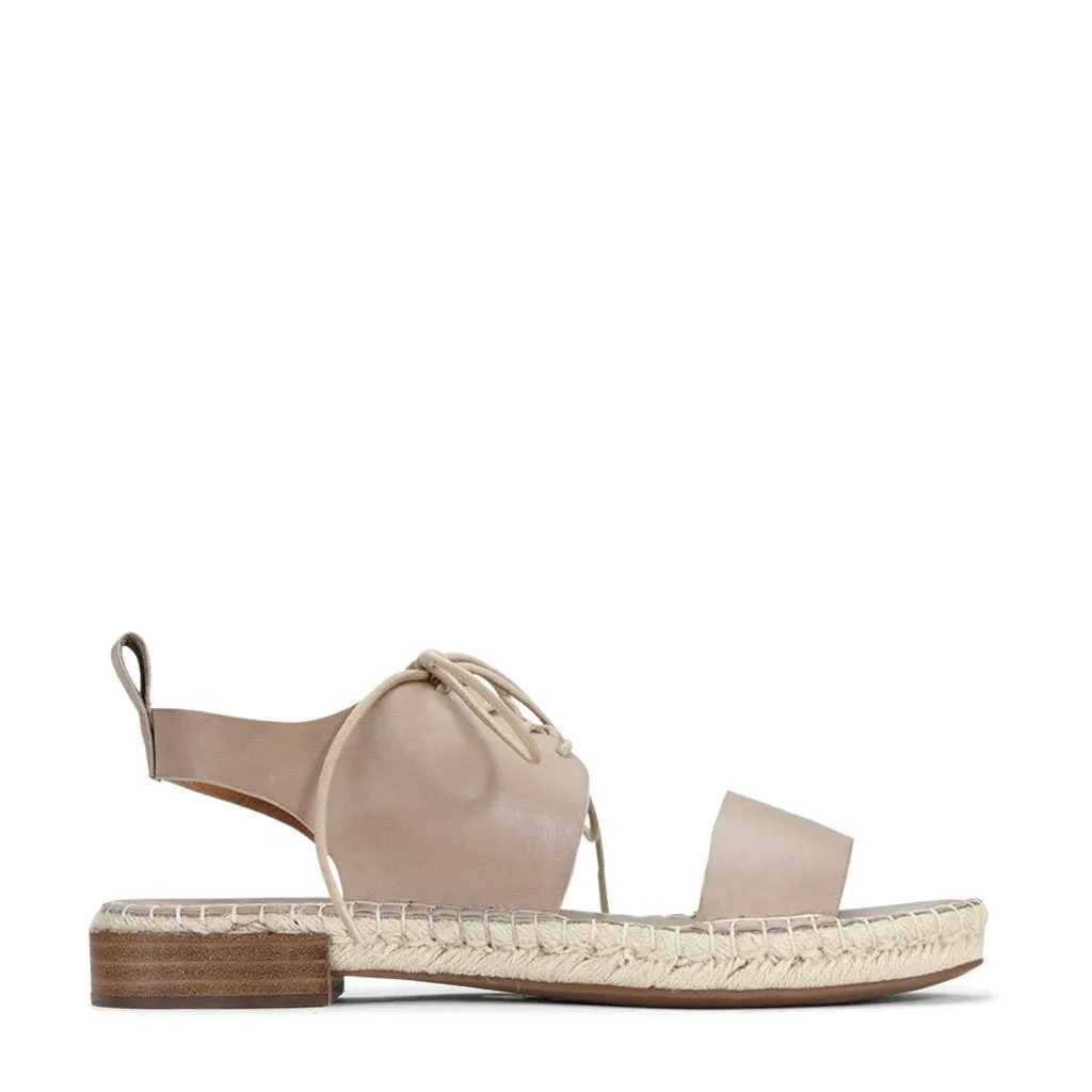 student Charming Esplanade lace-up Sandals