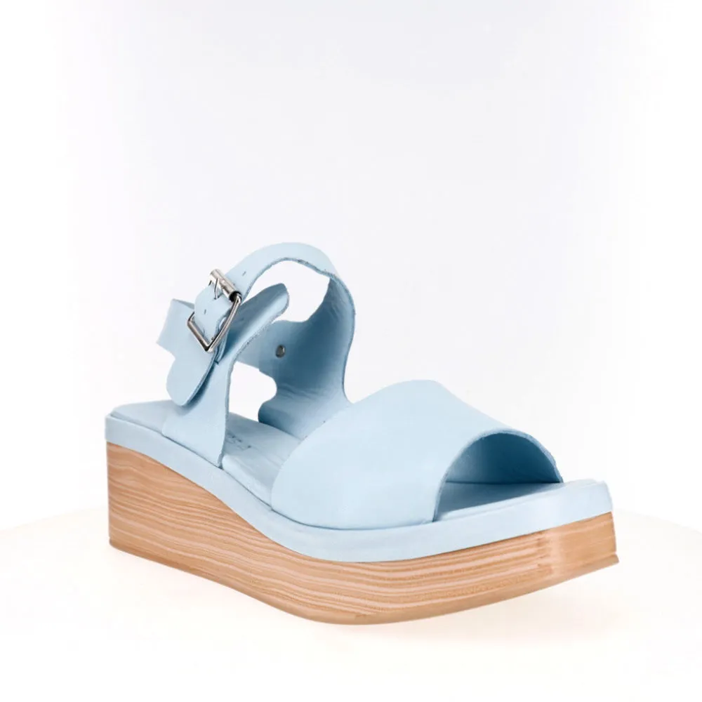 LESANSA TRUE SKY Stylish Casual Footwear