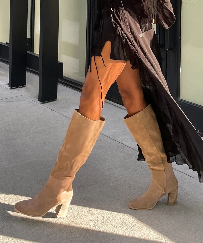 Rubber Sole Soft Footbed FYNN BOOTS TRUFFLE SUEDE