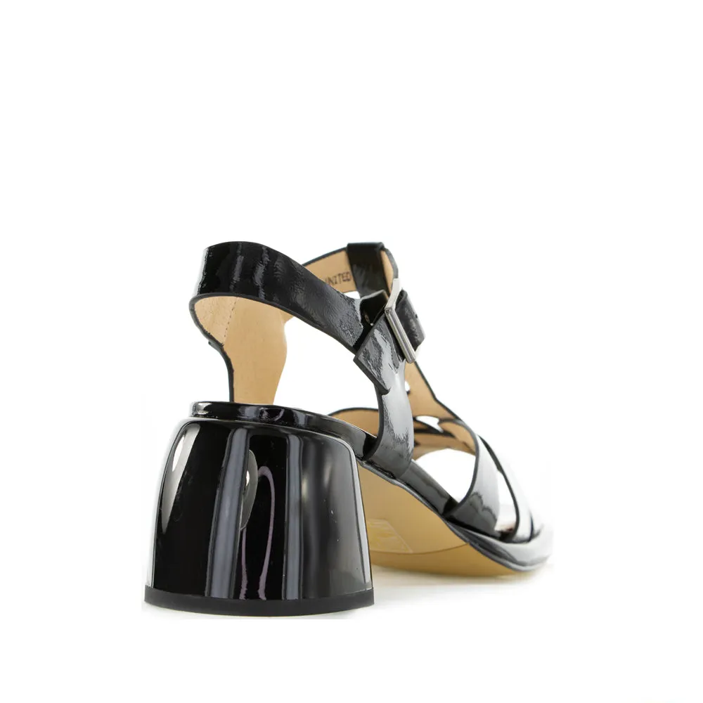 Non Slip Relaxed Outdoor Footwear MILA RAINE UNITED BLACK