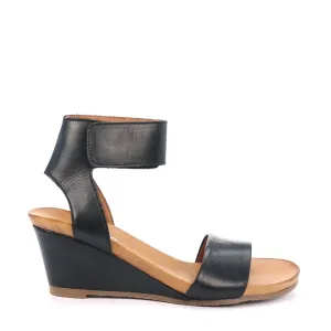 Emma-2 Wedge Sandals cyclists' efficiency
