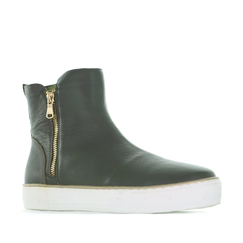 Relaxed Fit Synthetic Upper DJANGO & JULIETTE FULCAST OLIVE