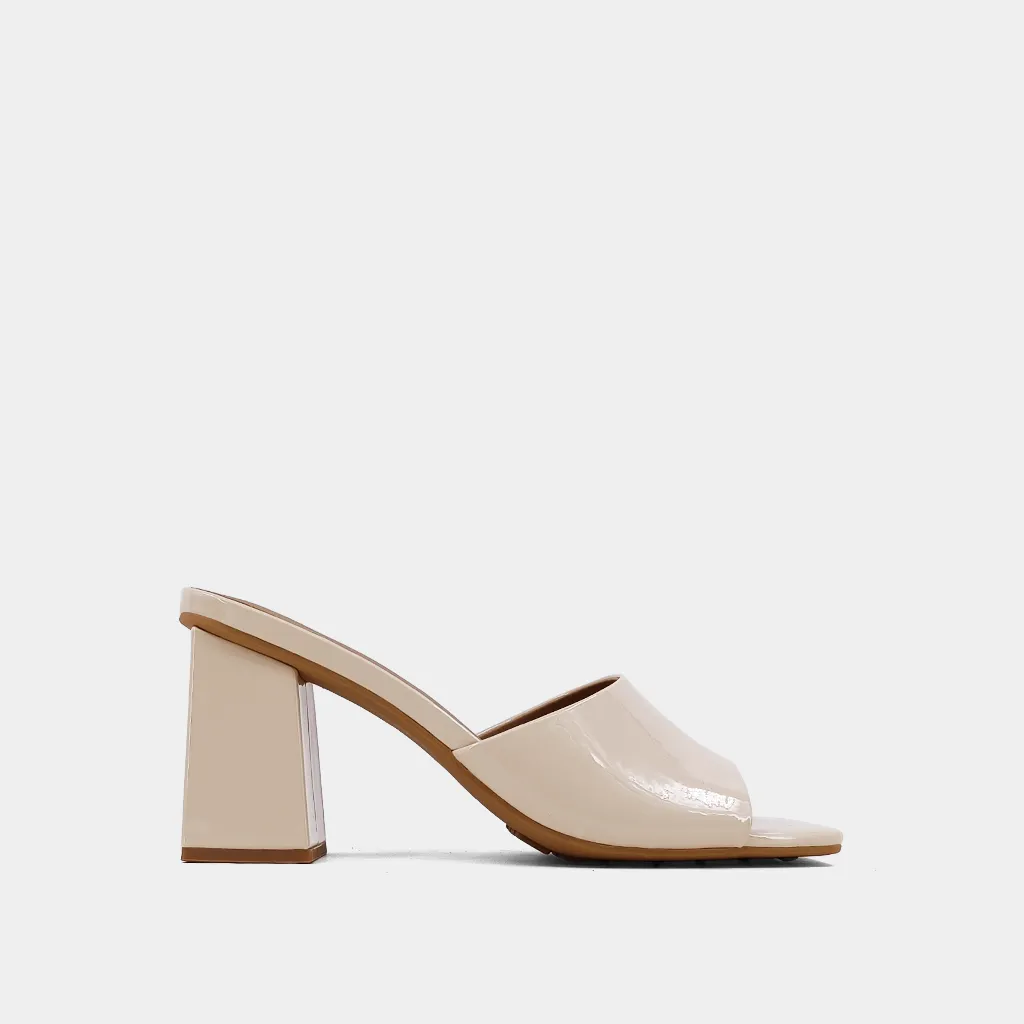 Comfort Stand Pure Black GILLIAN