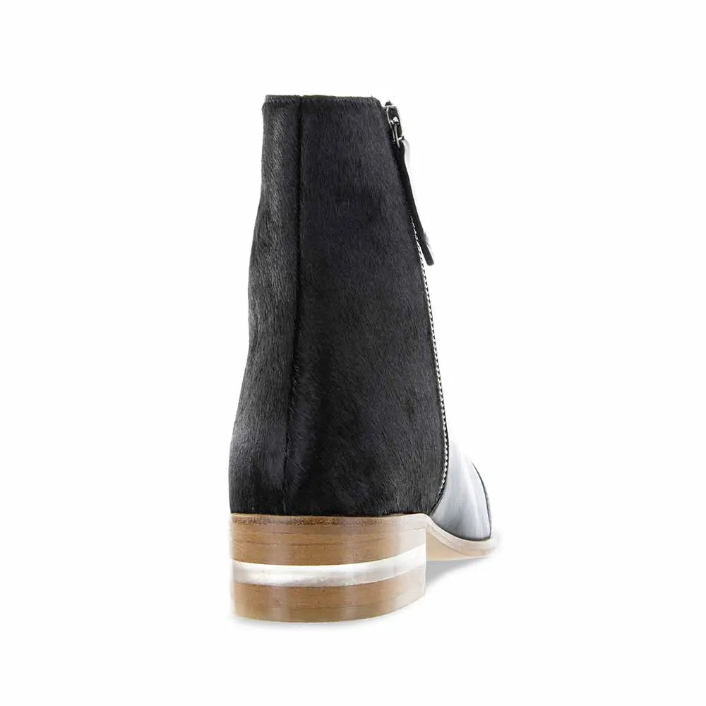 LE SANSA MERA BLACK PONY Glam support