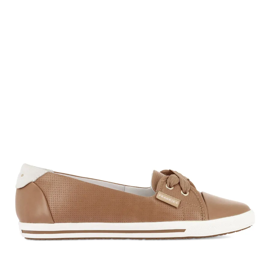 HANNAH III - CAMEL PUNCHED LEATHER Street traction