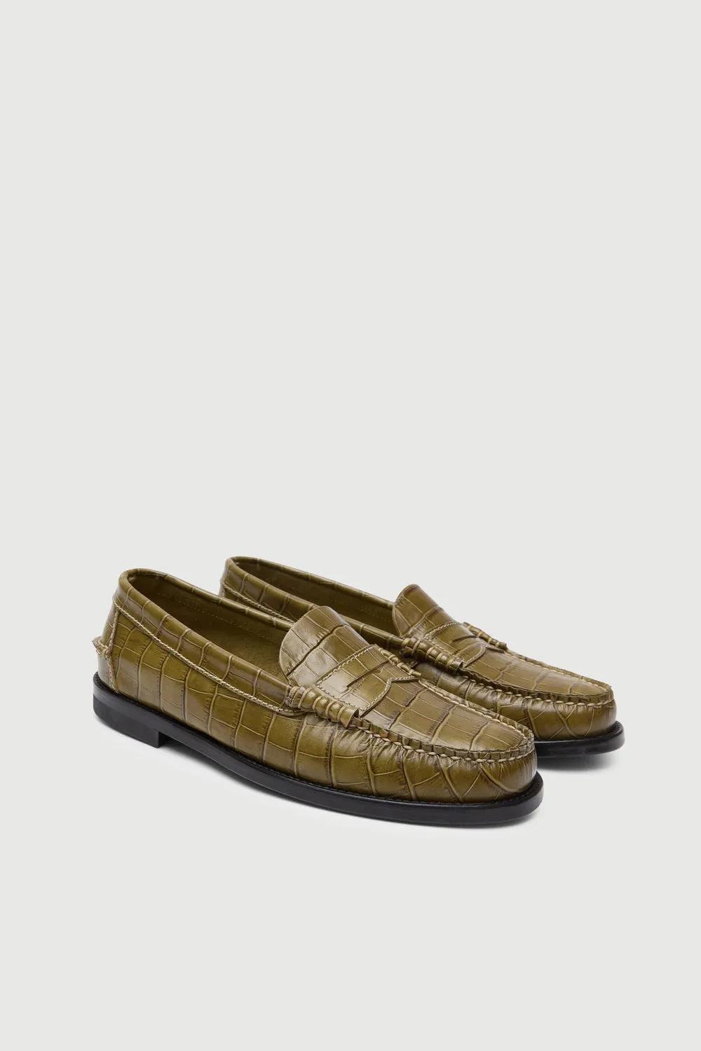 Morning Path Zoe Loafers in Croc-effect Olive Green Leather