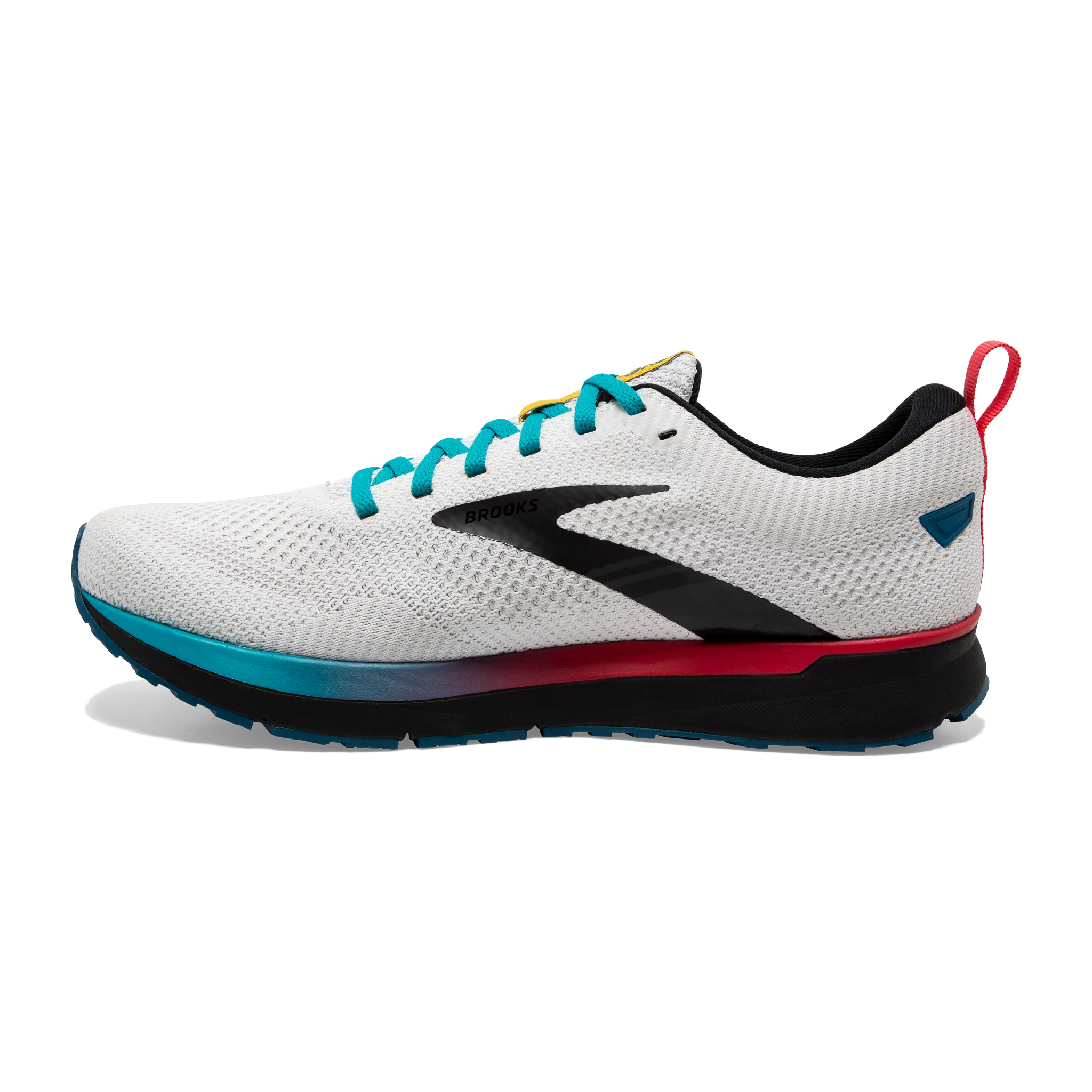 Men's Revel 5 female athlete shoes