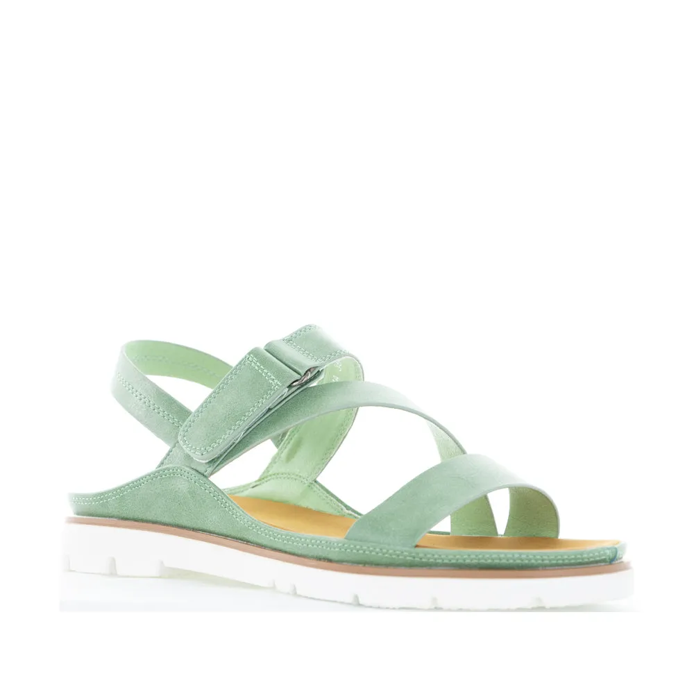 VS TREADS YARYNA MINT molded