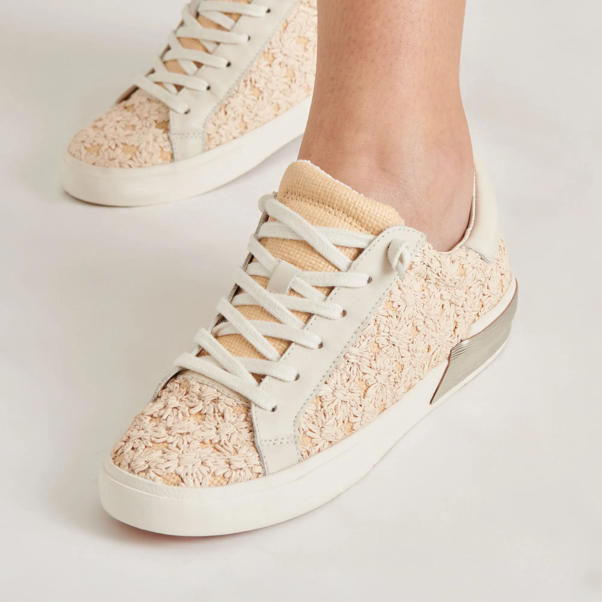 Casual Touch ZINA FLORAL SNEAKERS CREME FLORAL RAFFIA