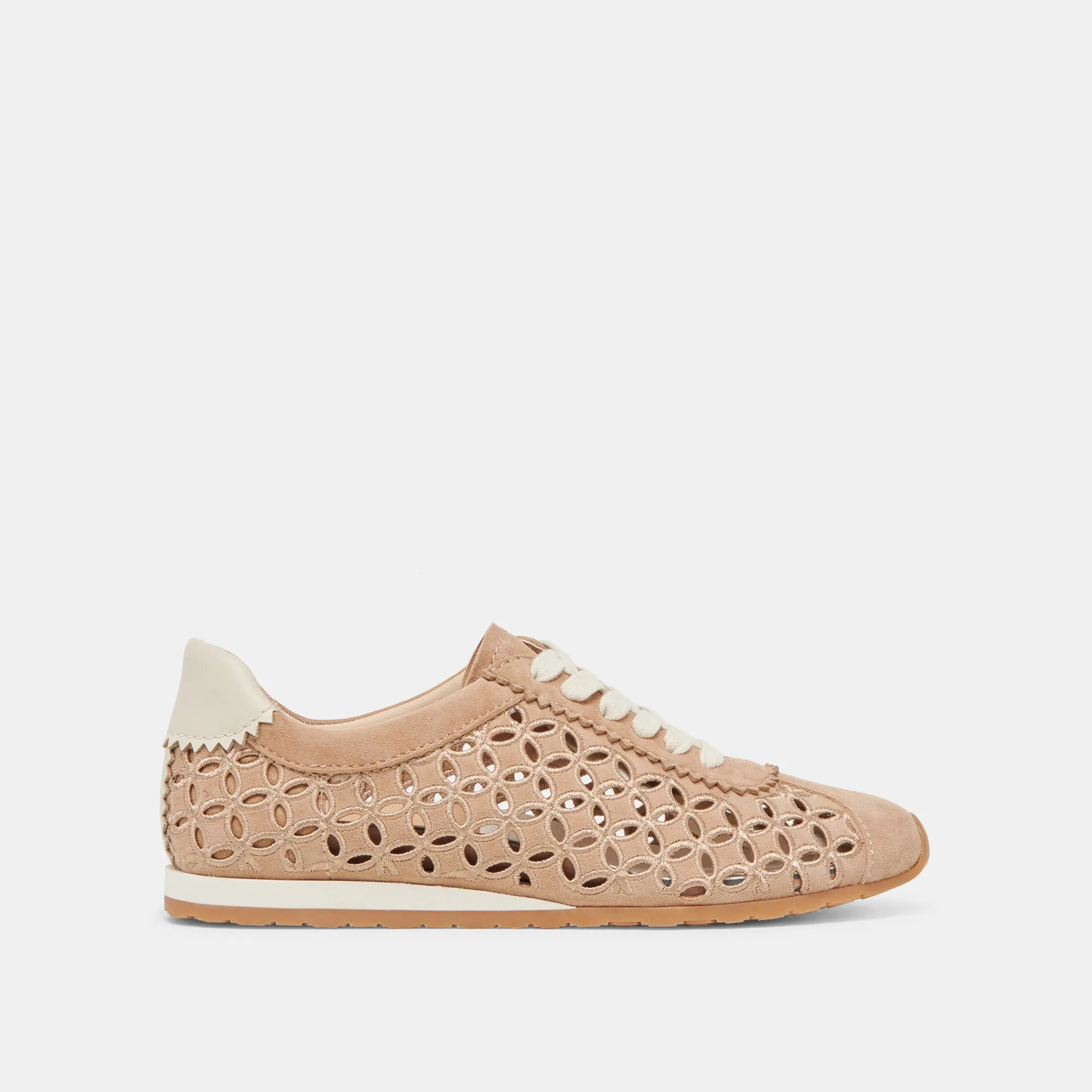 DANIE EYELET PERF SNEAKERS CAMEL SUEDE Comfort-Oriented Slim Form