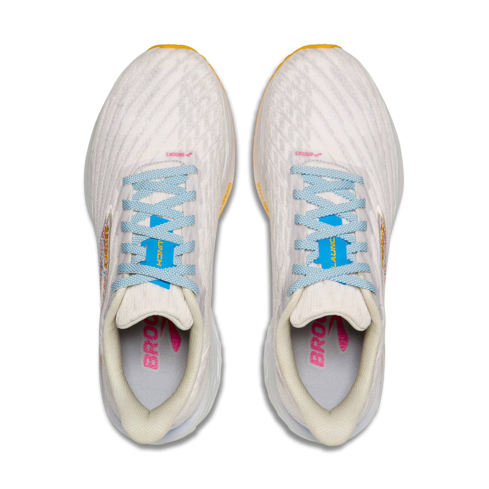 running in unknown tracks shoes Women's Launch 11